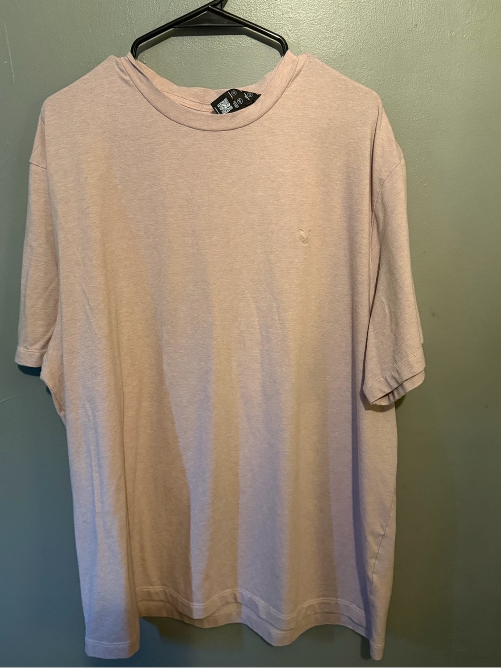 American Eagle Outfitters Men's Crew Tee in Light Pink